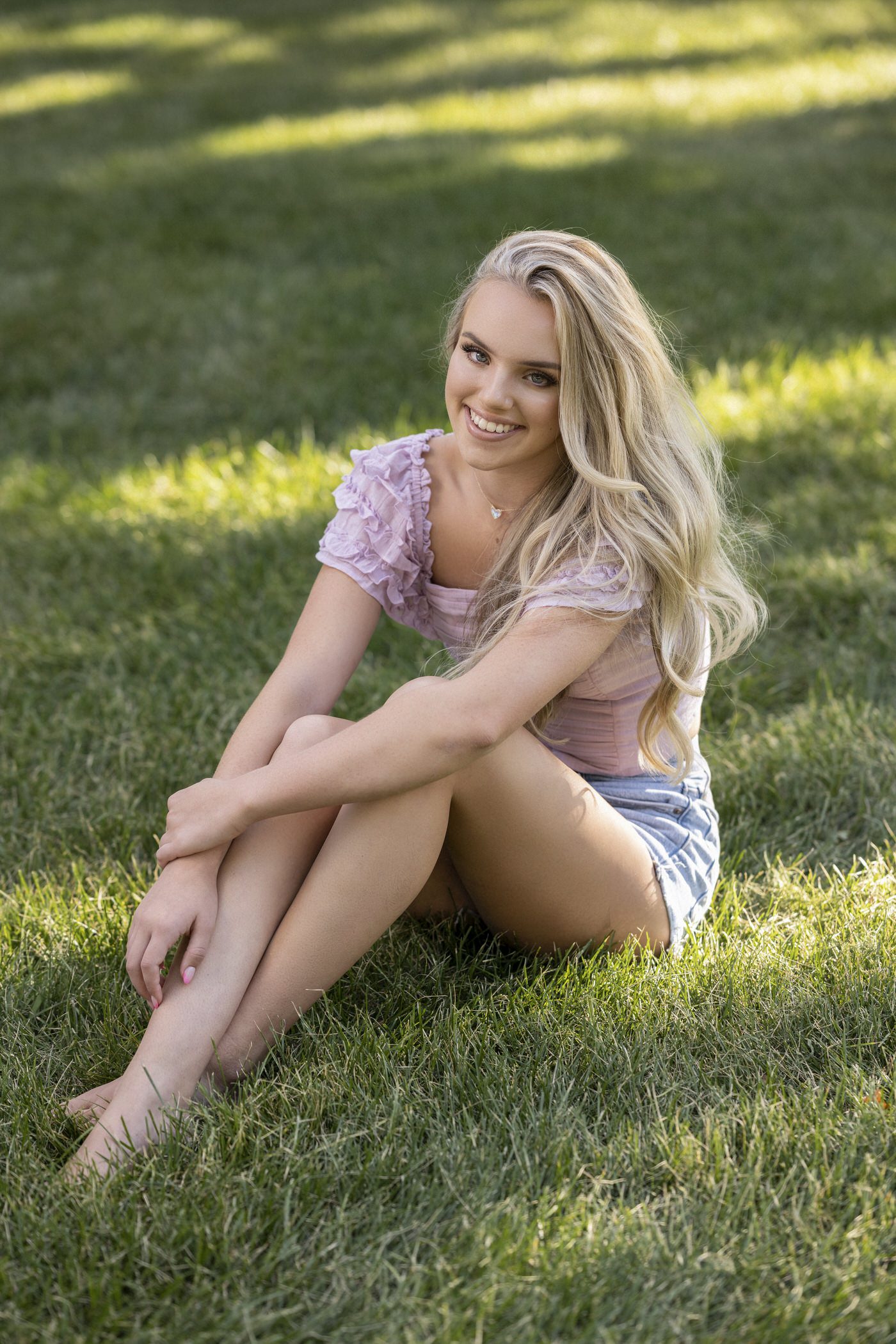 4 Things To Consider When Choosing A Senior Portrait Photographer 4-things-to-consider-when-choosing-a-senior-portrait-photographer